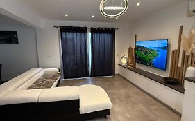 Villa LEOVI Superbe logement 3 pieces - 7 personnes, à 100m plage la Faviere